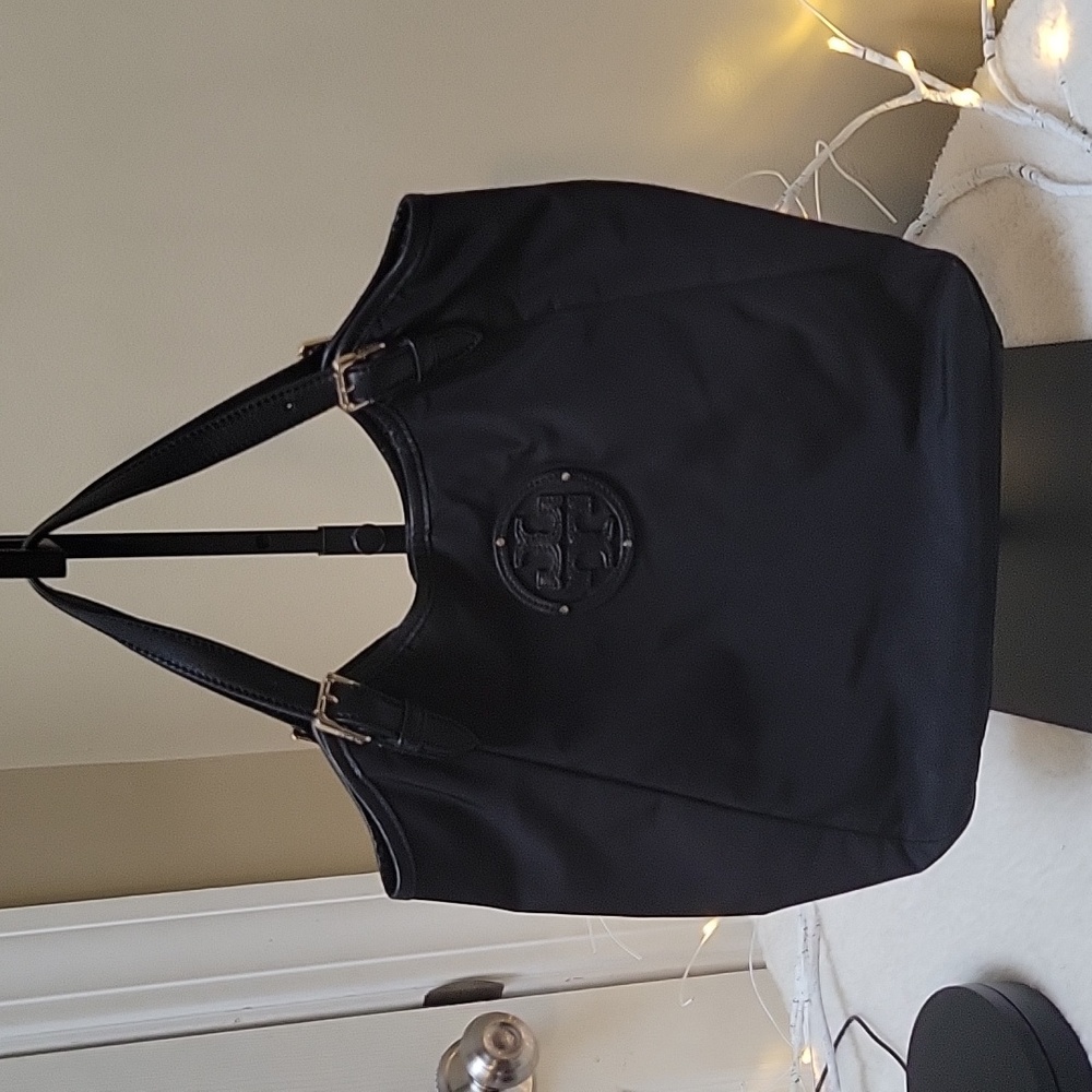 Tory Burch Womens Black Adjustable Double Handle Magnetic Nylon Shoulder Bag